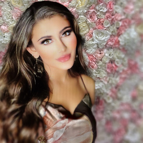 Meet your Posher, Monika - Picture 9 of 13